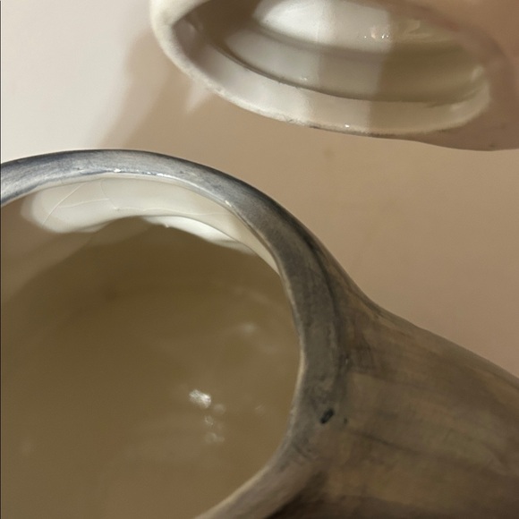 Vintage Charming Cow Teapot in Blue and Pink Apron - Picture 4 of 8